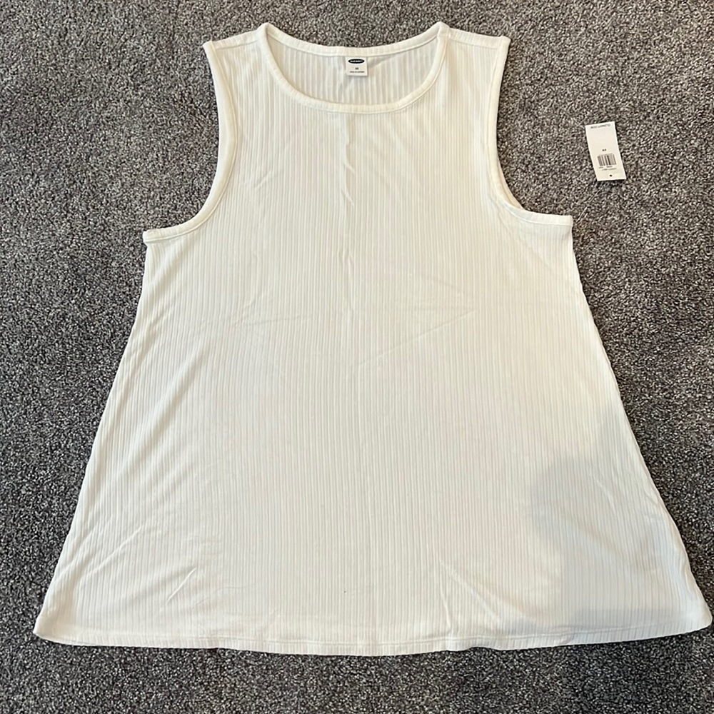 NWT Old Navy white ribbed loose fitting tank top